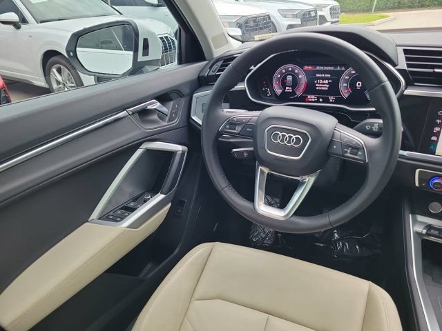 Used 2020 Audi Q3 2.0T Premium Plus w/ Premium Plus Package AWD/4WD image 12