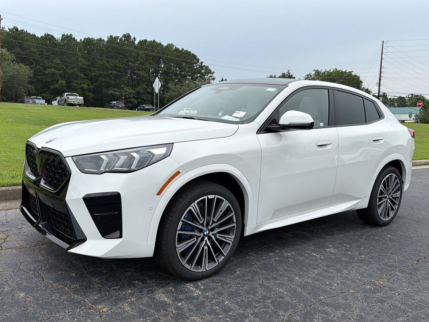 New 2026 BMW X2 xDrive28i w/ Technology Package AWD/4WD image 1