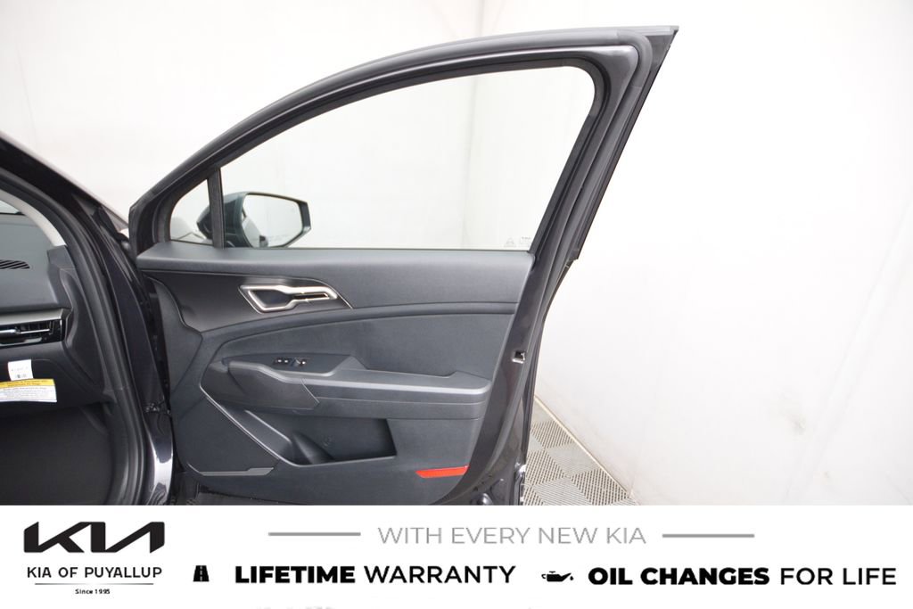 New 2026 Kia Sportage LX image 15