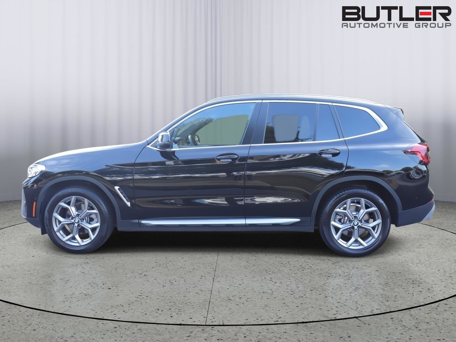 Used 2024 BMW X3 sDrive30i w/ Premium Package w/ZPA image 5