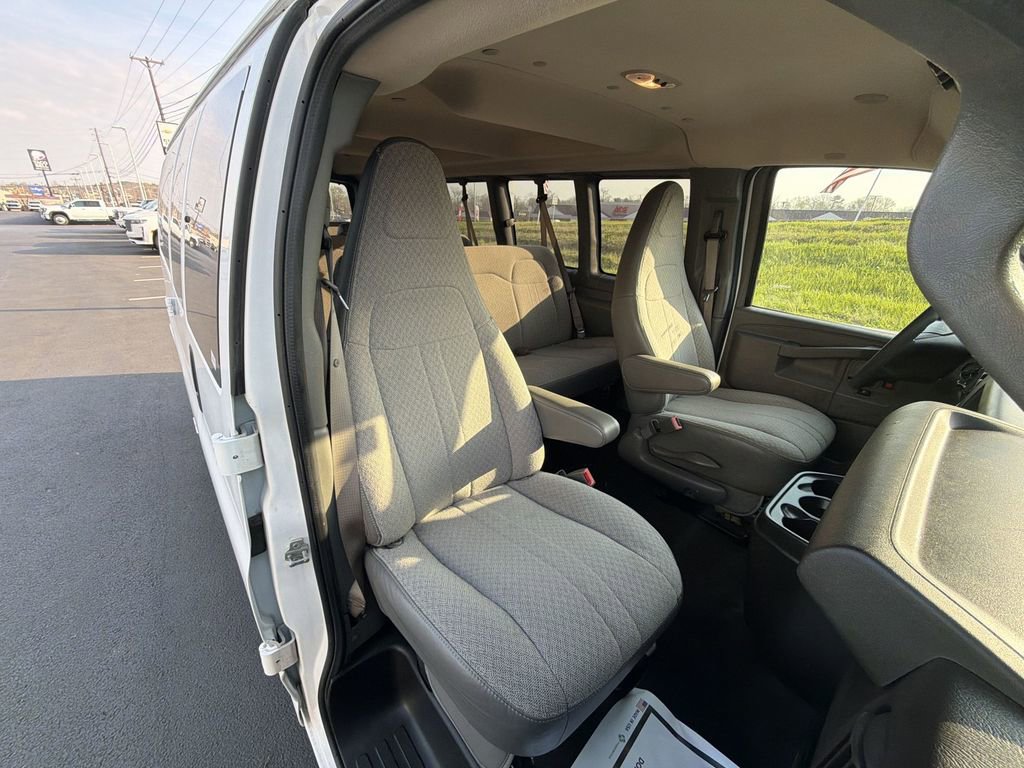 Used 2019 Chevrolet Express 3500 LT w/ LT Preferred Equipment Group image 30