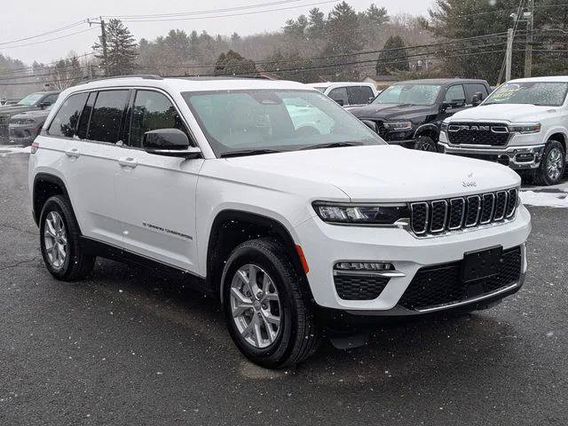 Certified 2023 Jeep Grand Cherokee Limited AWD/4WD image 3
