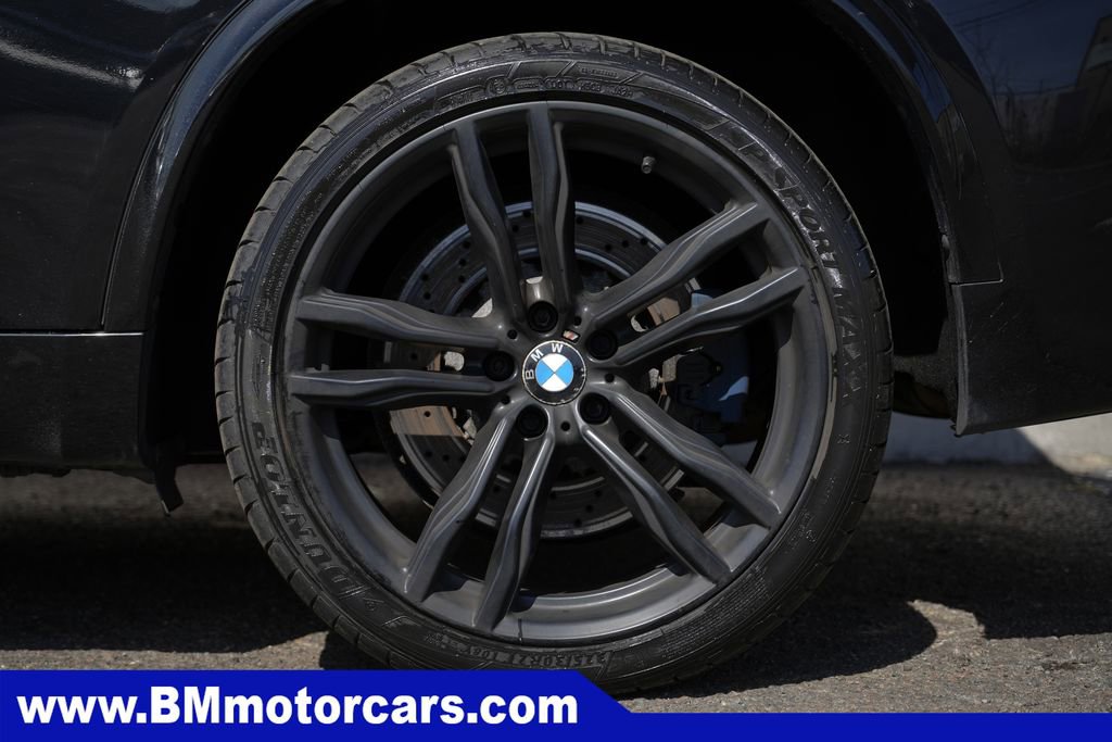 Used 2016 BMW X5 M image 14