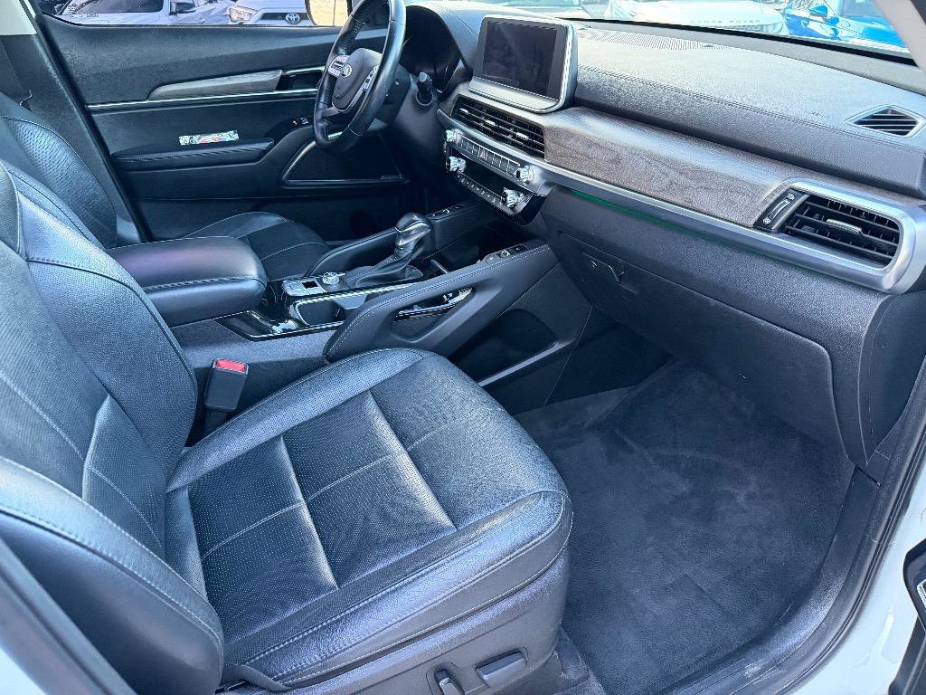 Used 2020 Kia Telluride SX w/ Towing Package image 17