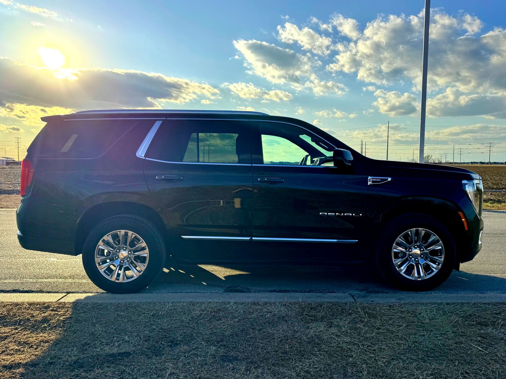 Used 2025 GMC Yukon Denali image 5