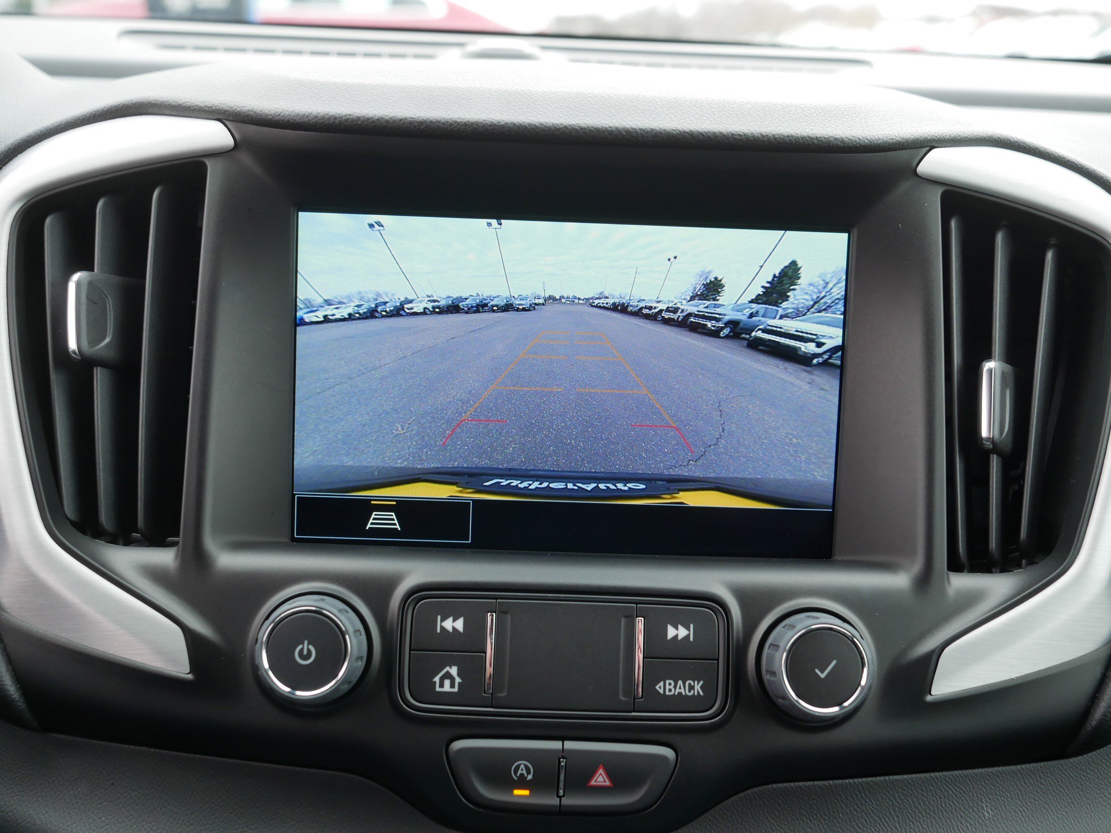 Used 2024 GMC Terrain SLT w/ Infotainment Package II image 27