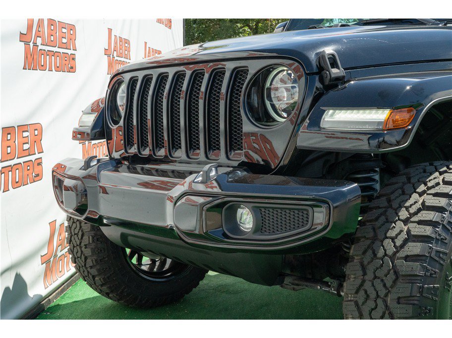 Used 2021 Jeep Wrangler Unlimited Sahara AWD/4WD image 28