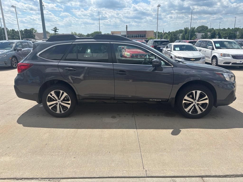 Used 2019 Subaru Outback 2.5i Limited AWD/4WD image 4