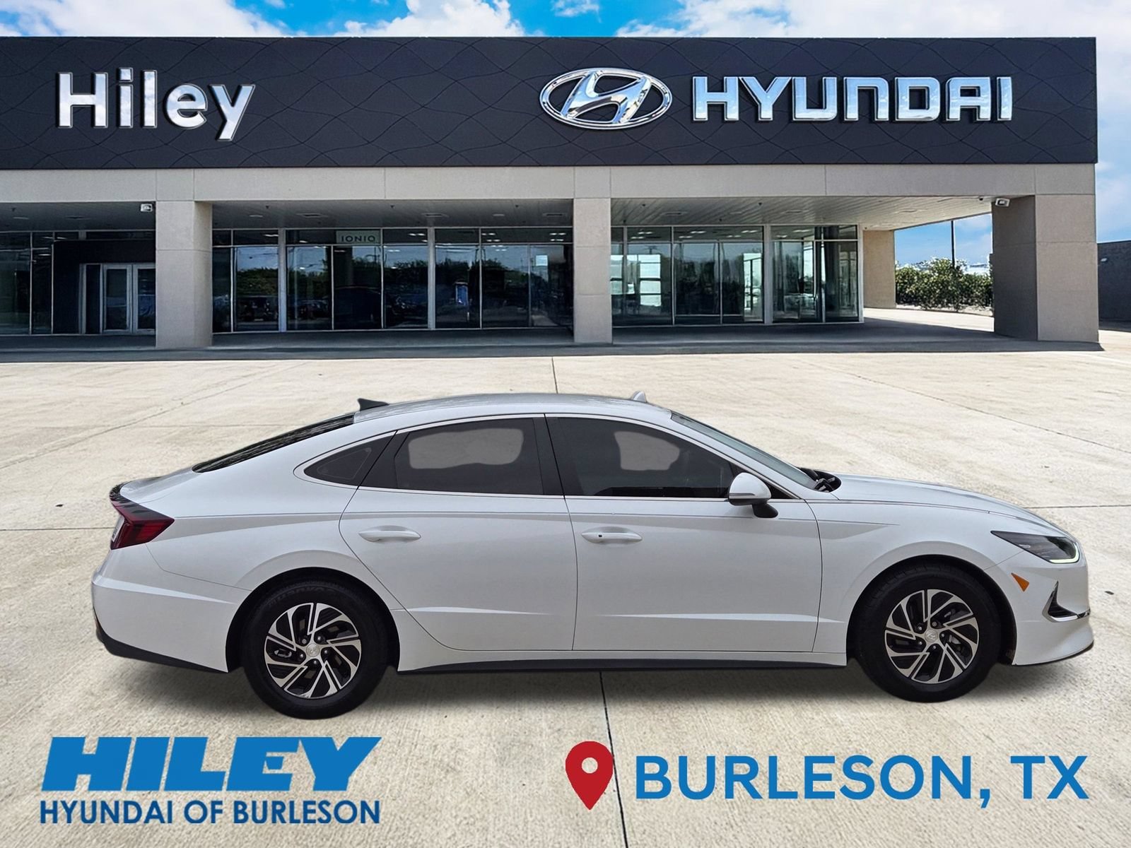Used 2023 Hyundai Sonata Blue w/ Cargo Package FWD image 3