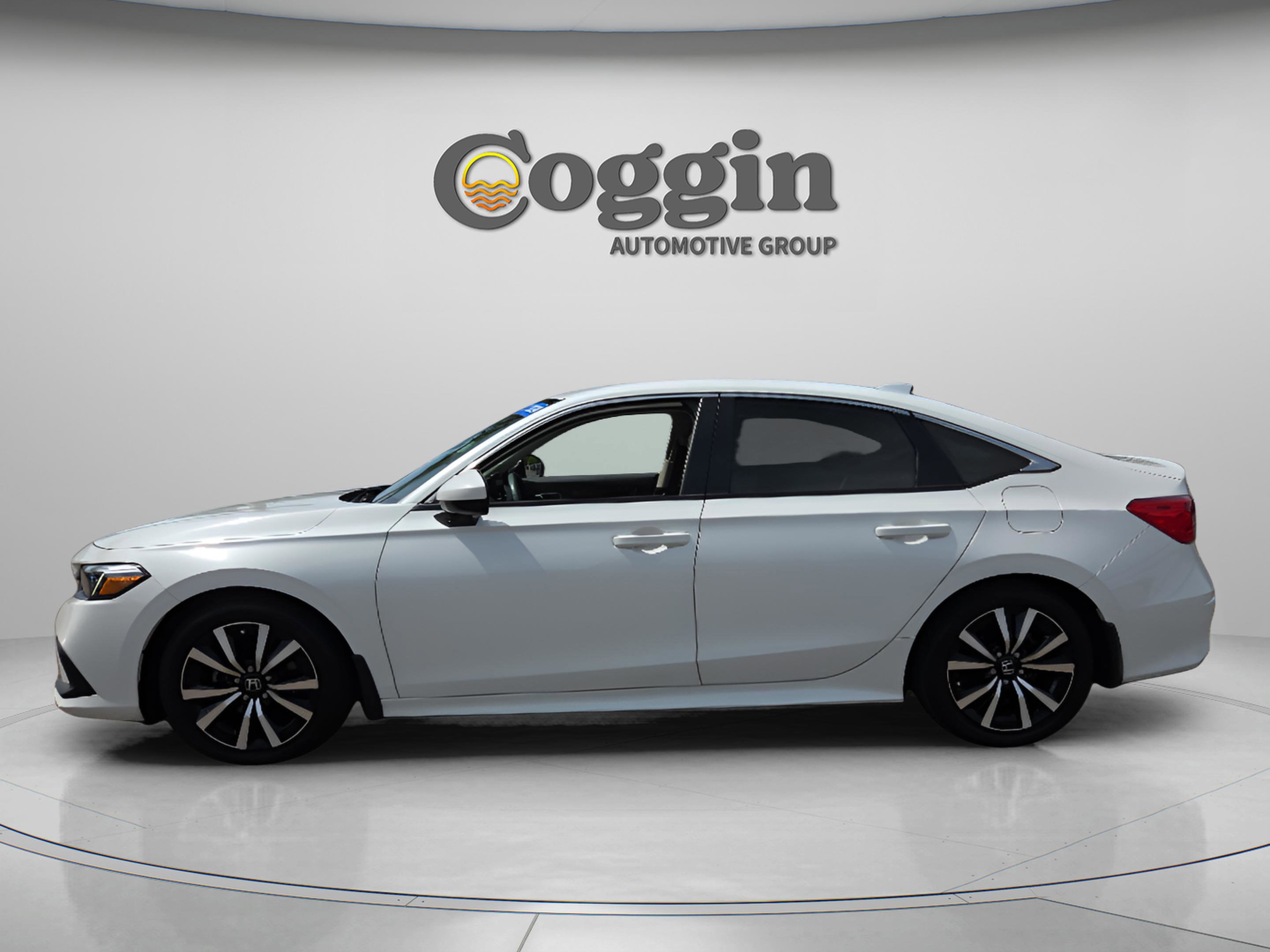 Certified 2024 Honda Civic EX image 2