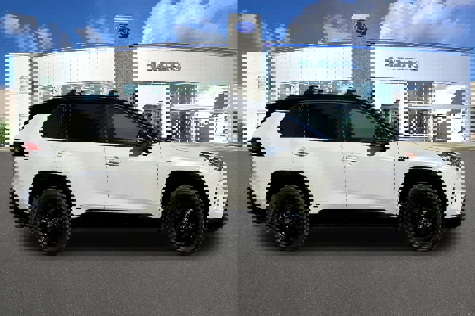 Used 2020 Toyota RAV4 XSE image 6