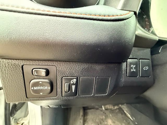 Used 2016 Toyota RAV4 SE AWD/4WD image 12