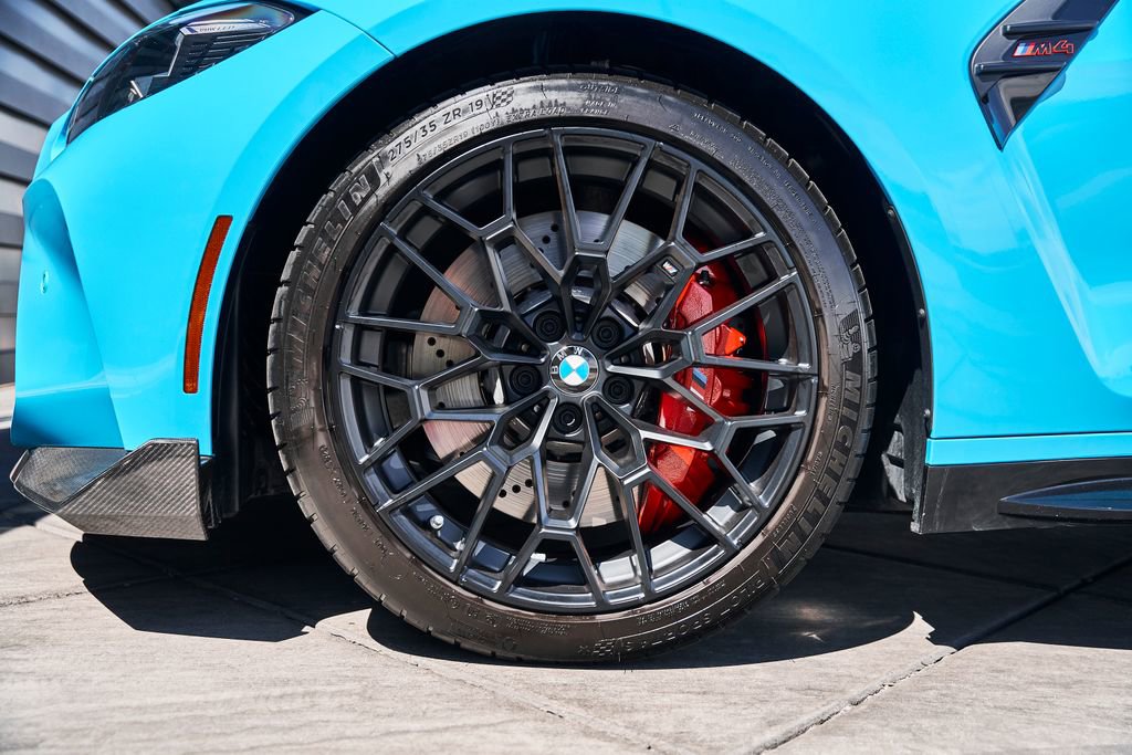 Used 2025 BMW M4 CS image 3