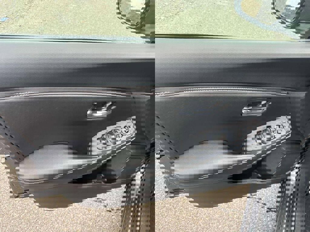 Used 2023 Nissan Sentra SV w/ All-Weather Package FWD image 14