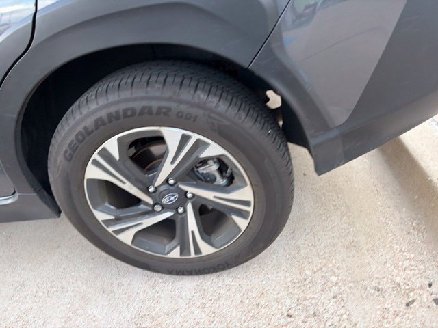 Used 2024 Subaru Crosstrek 2.0i Premium AWD/4WD image 4