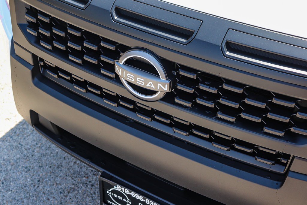 New 2027 Nissan Frontier S RWD image 5