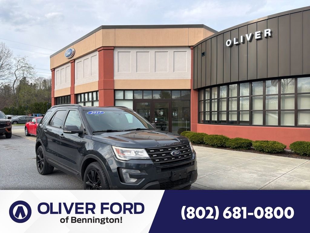 Used 2017 Ford Explorer XLT w/ Equipment Group 202A AWD/4WD image 1