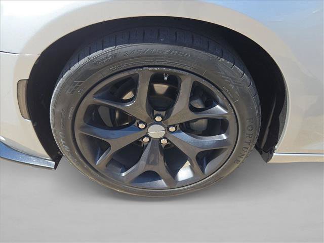 Used 2022 Chrysler 300 S RWD image 25
