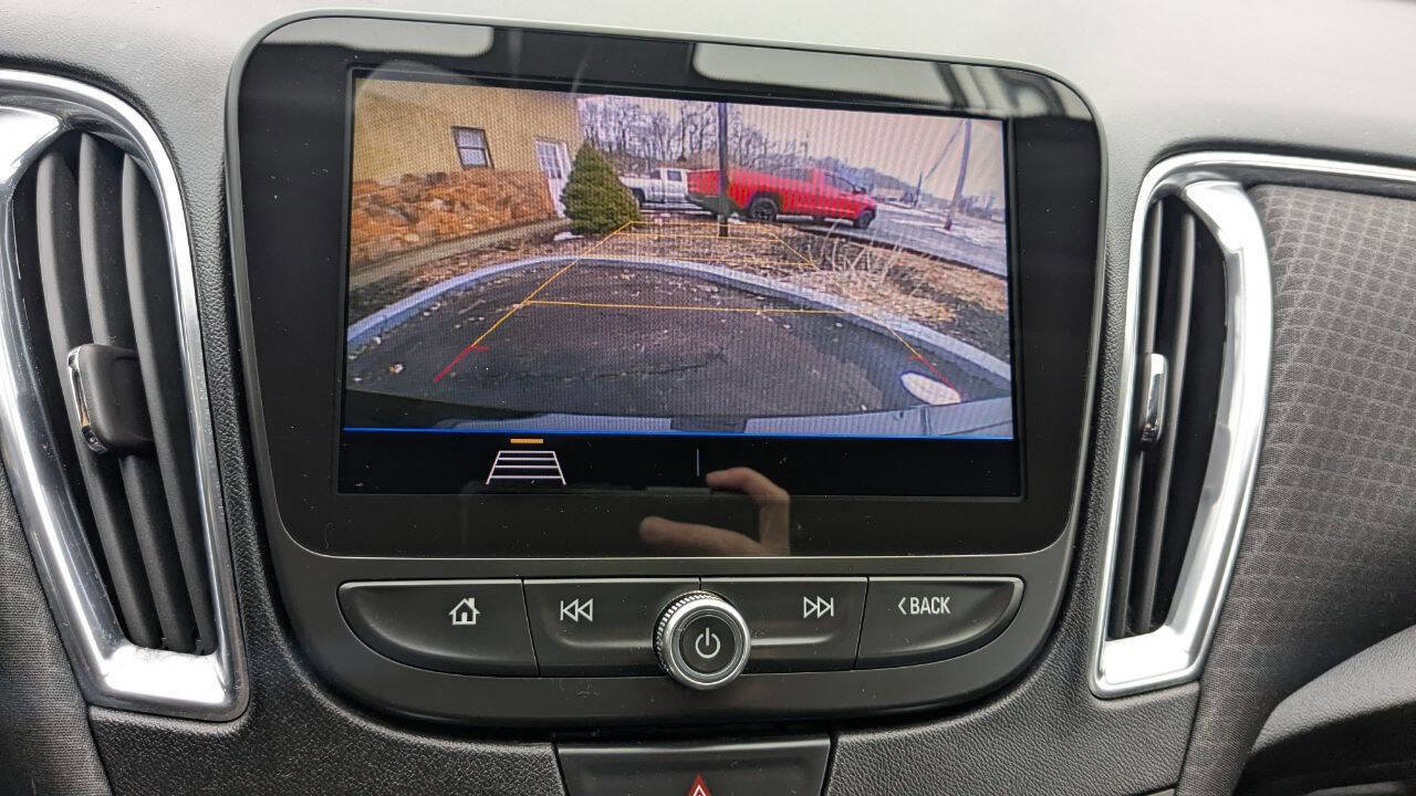 Used 2019 Chevrolet Malibu LT FWD image 37