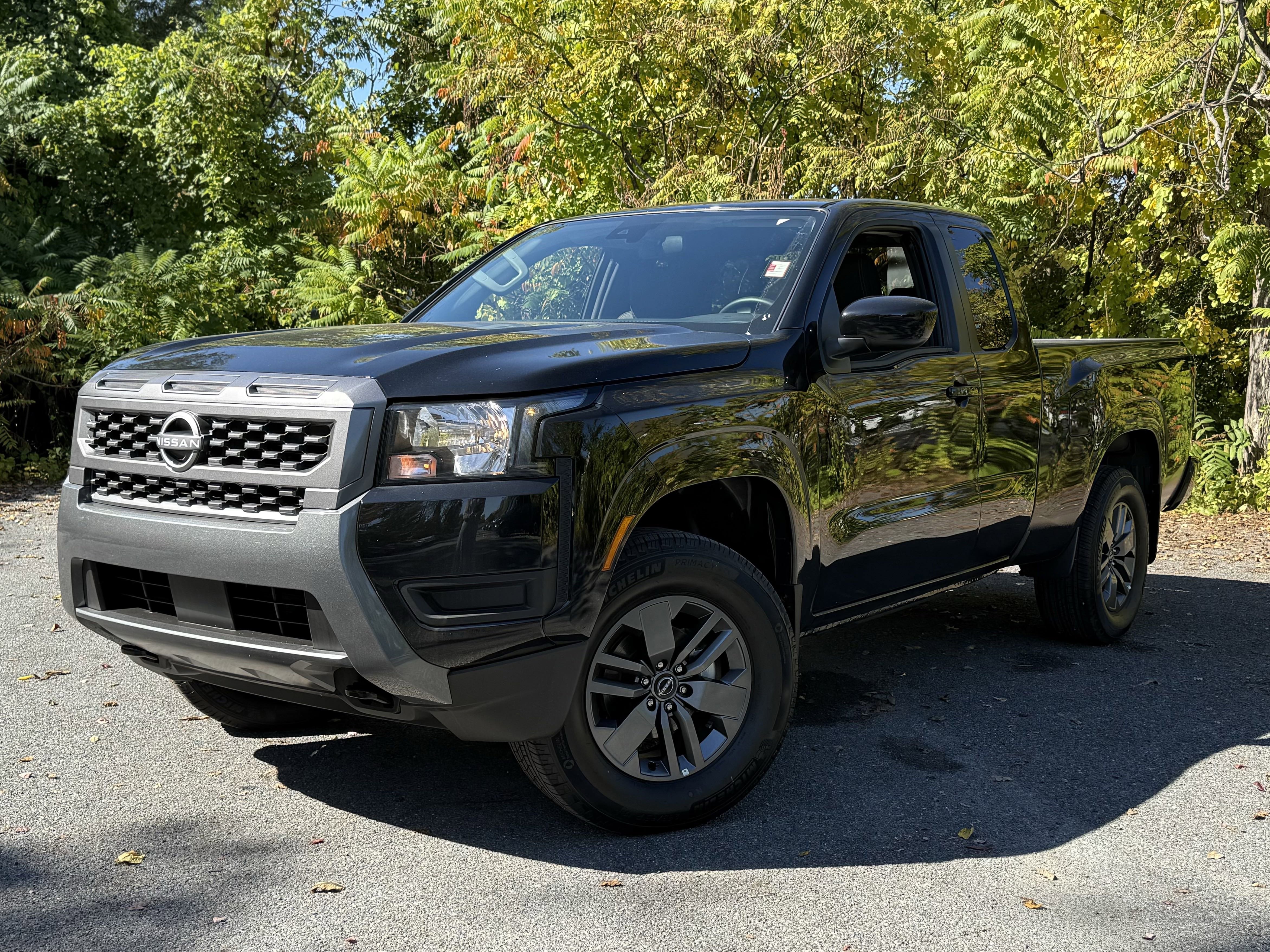 Used 2025 Nissan Frontier SV