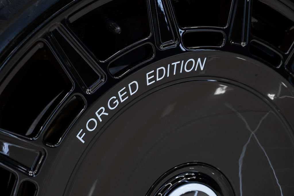 Used 2026 Rolls-Royce Phantom Sedan RWD image 41