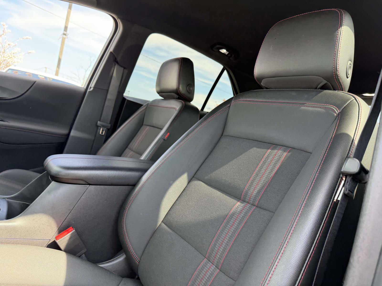 Certified 2022 Chevrolet Equinox RS image 11