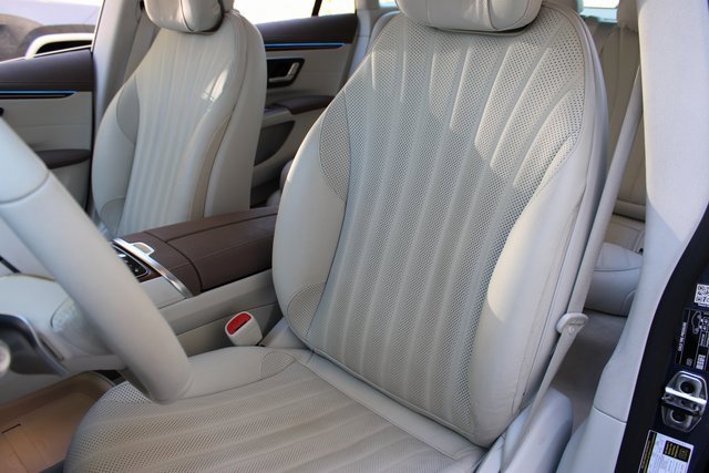 Used 2023 Mercedes-Benz EQS 580 580 4MATICﾮ image 10