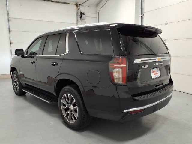 Used 2023 Chevrolet Tahoe LT w/ Luxury Package RWD image 5