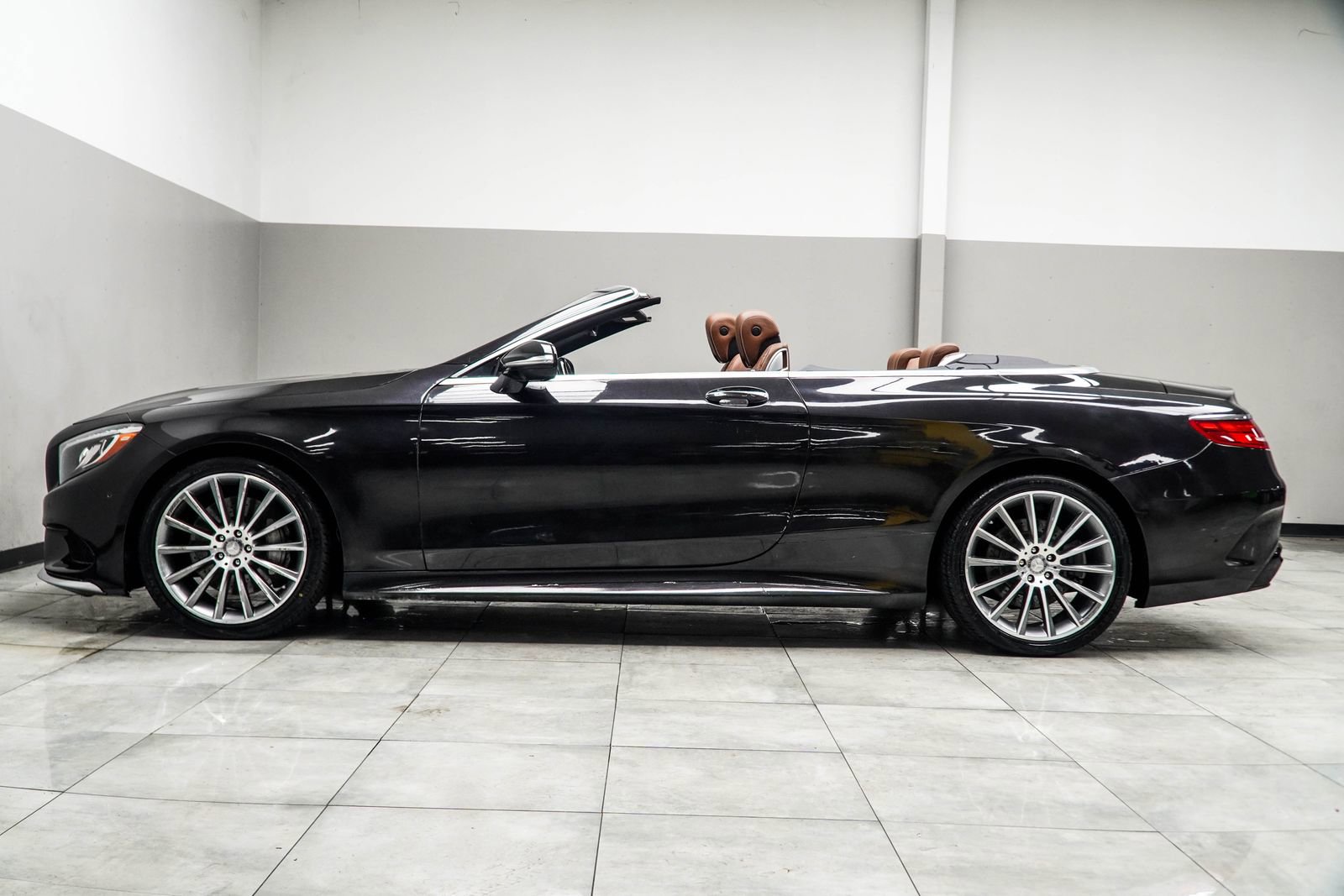 Used 2017 Mercedes-Benz S 550 Cabriolet image 10