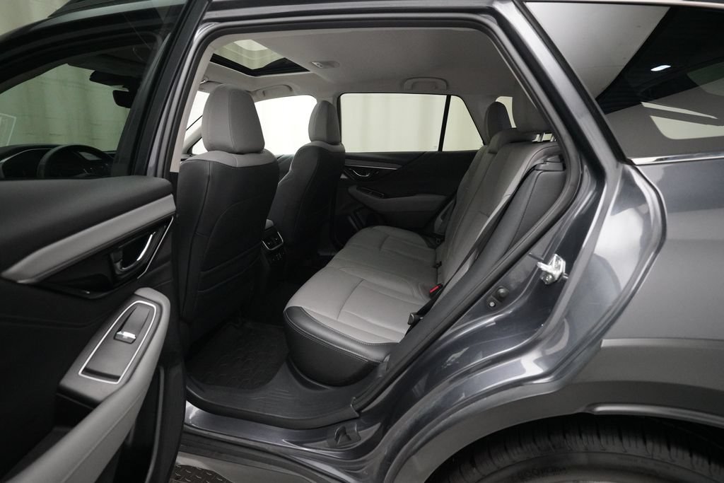 Used 2023 Subaru Outback Limited XT AWD/4WD image 16