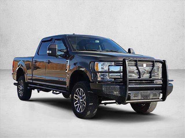 Used 2017 Ford F250 Lariat w/ Lariat Value Package image 3