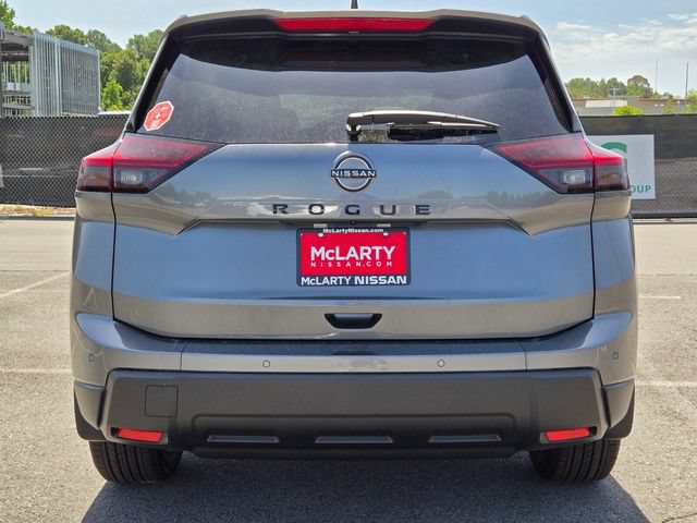 New 2026 Nissan Rogue Dark Armor FWD image 4