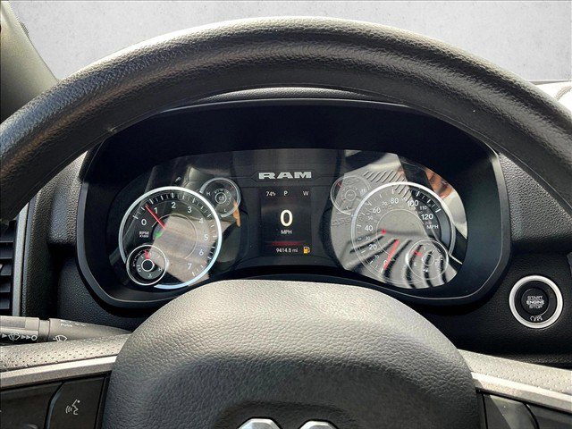 Used 2024 RAM 2500 Tradesman w/ Chrome Appearance Group AWD/4WD image 17
