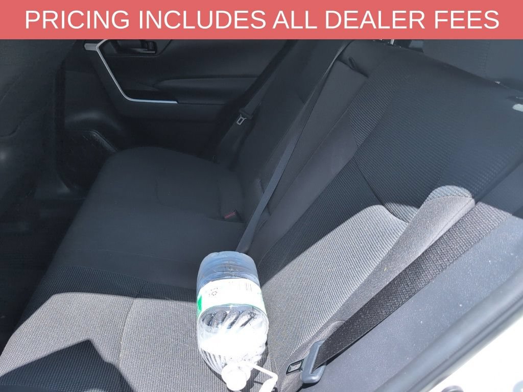 Used 2023 Toyota RAV4 LE FWD image 15