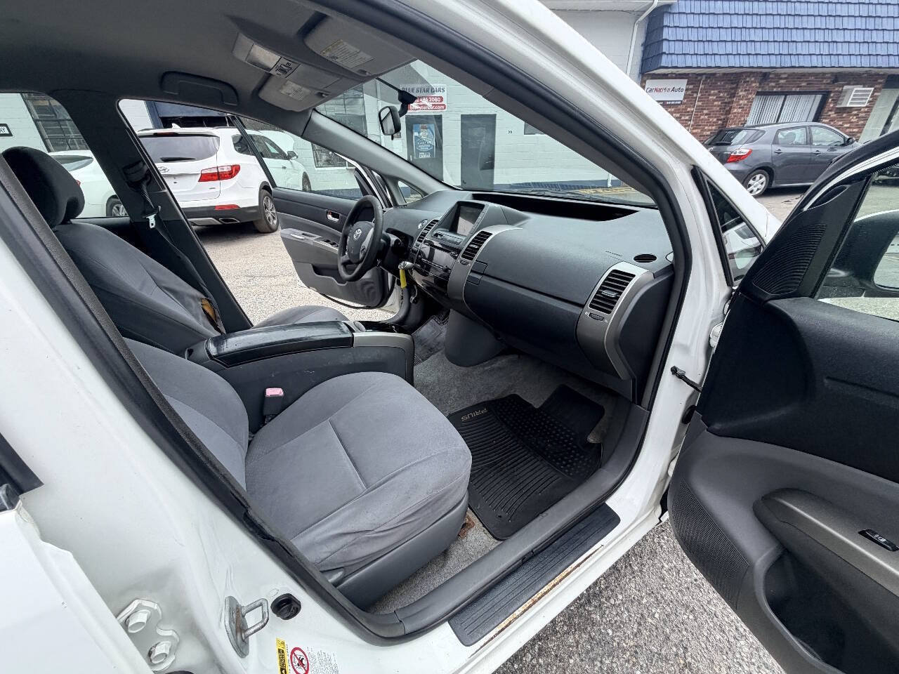 Used 2007 Toyota Prius FWD image 48