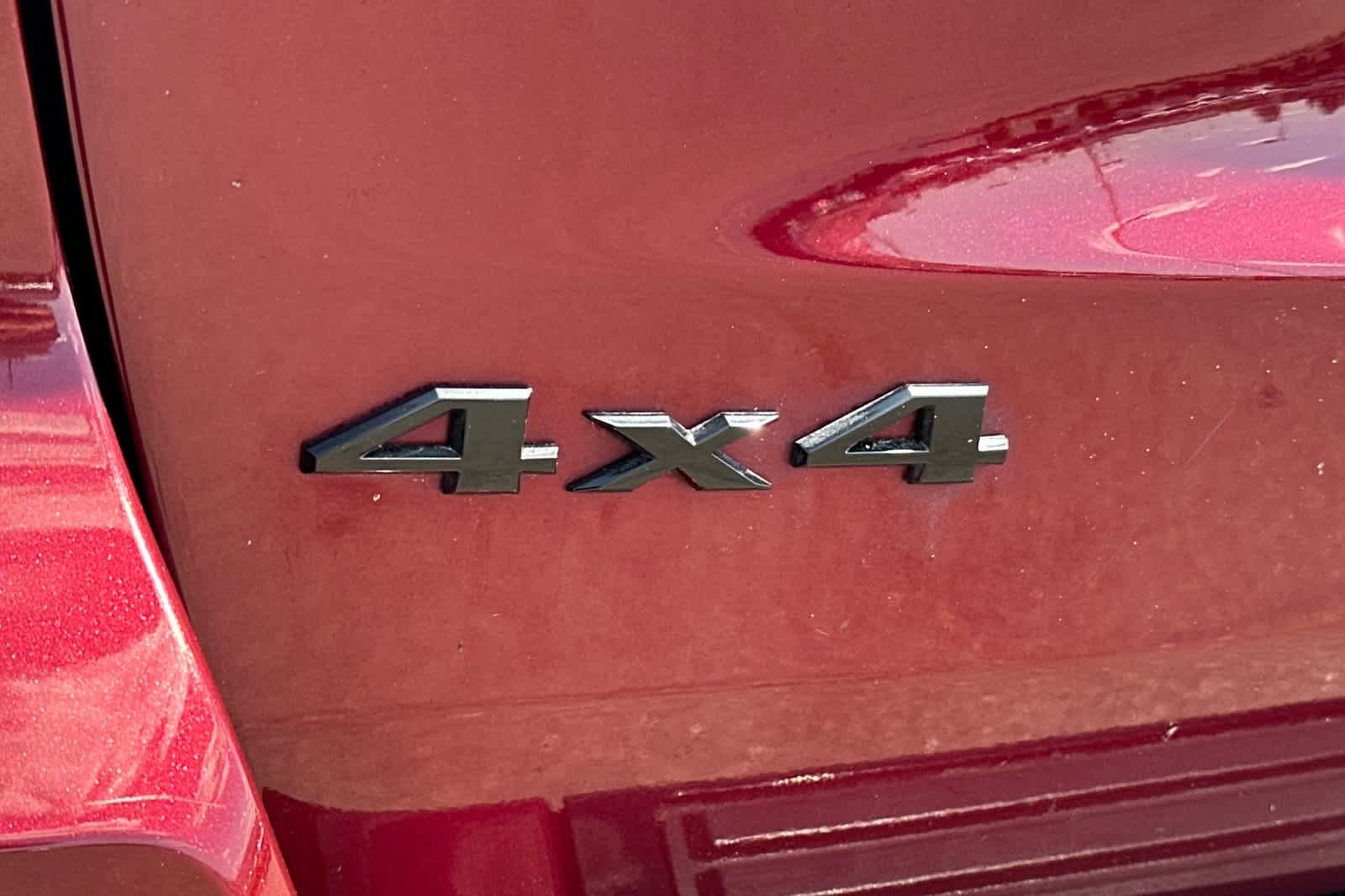 Used 2018 Jeep Grand Cherokee Altitude AWD/4WD image 32