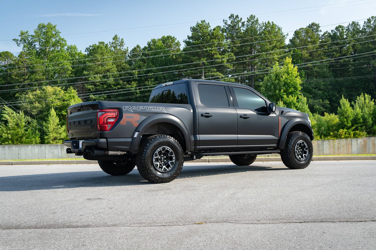 Used 2025 Ford F150 Raptor w/ Equipment Group 803A Raptor R AWD/4WD image 26
