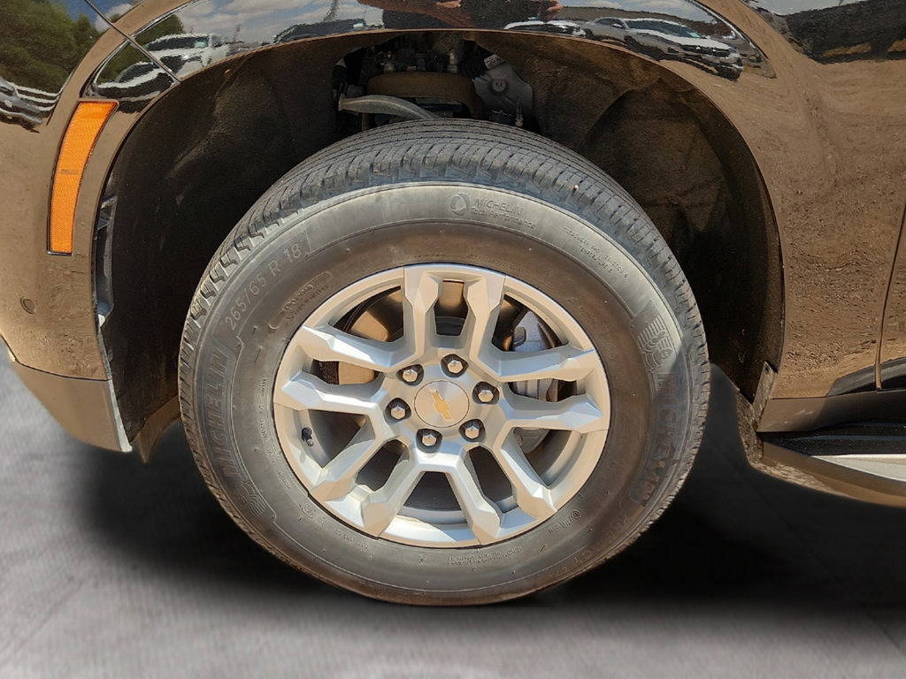 Used 2025 Chevrolet Tahoe LT RWD image 23