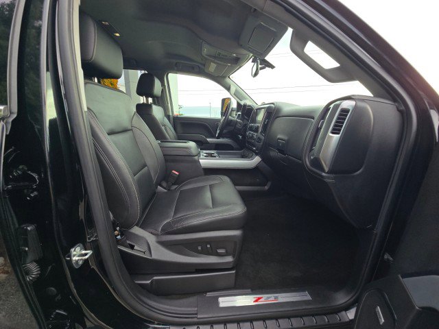 Used 2018 Chevrolet Silverado 2500 LTZ w/ Vortec Plus Package image 11