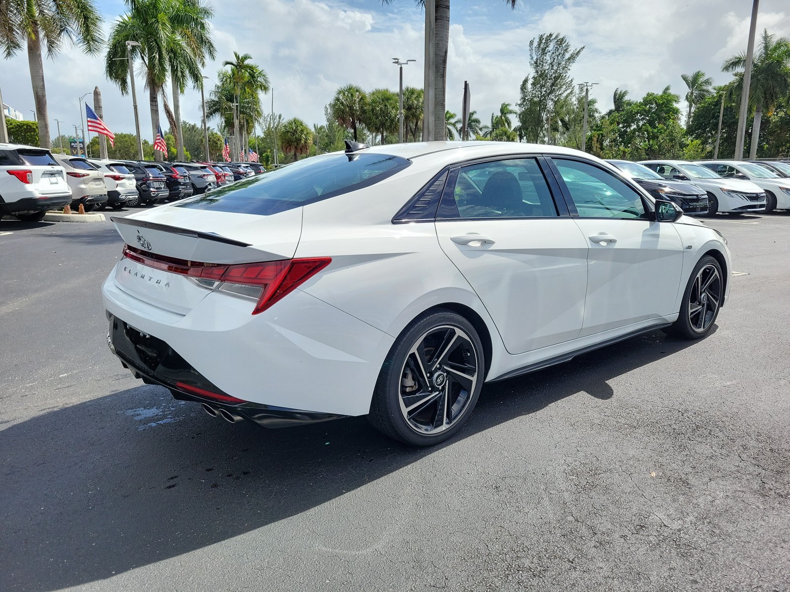 Used 2023 Hyundai Elantra N Line FWD image 4