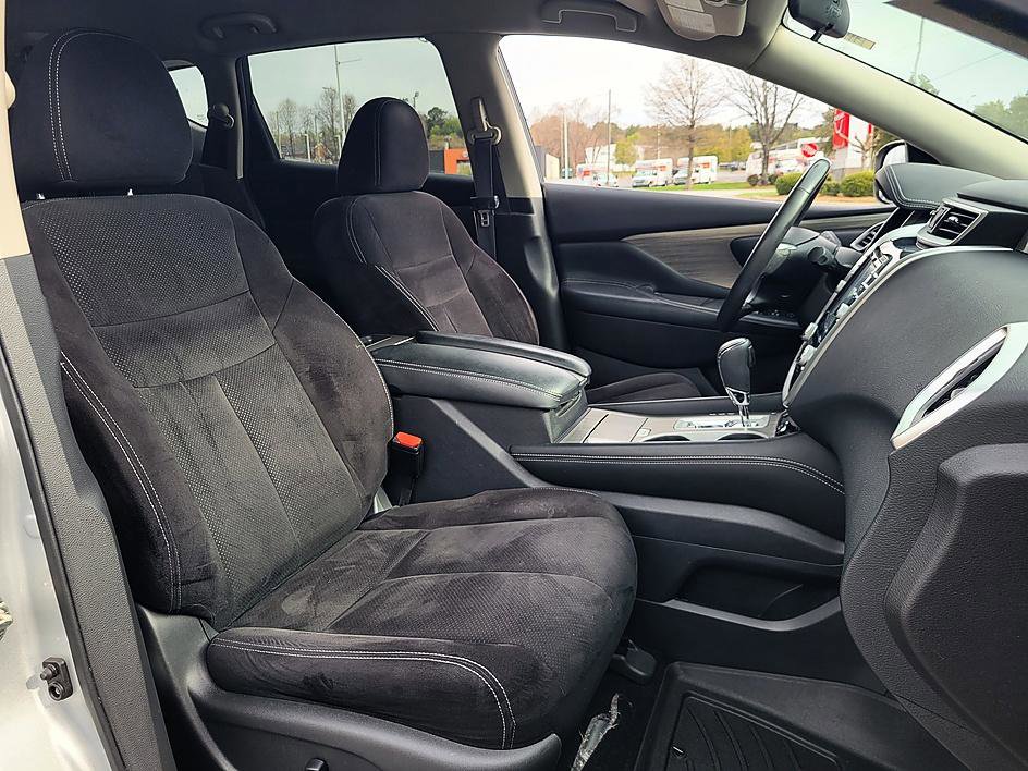 Certified 2017 Nissan Murano SV image 17