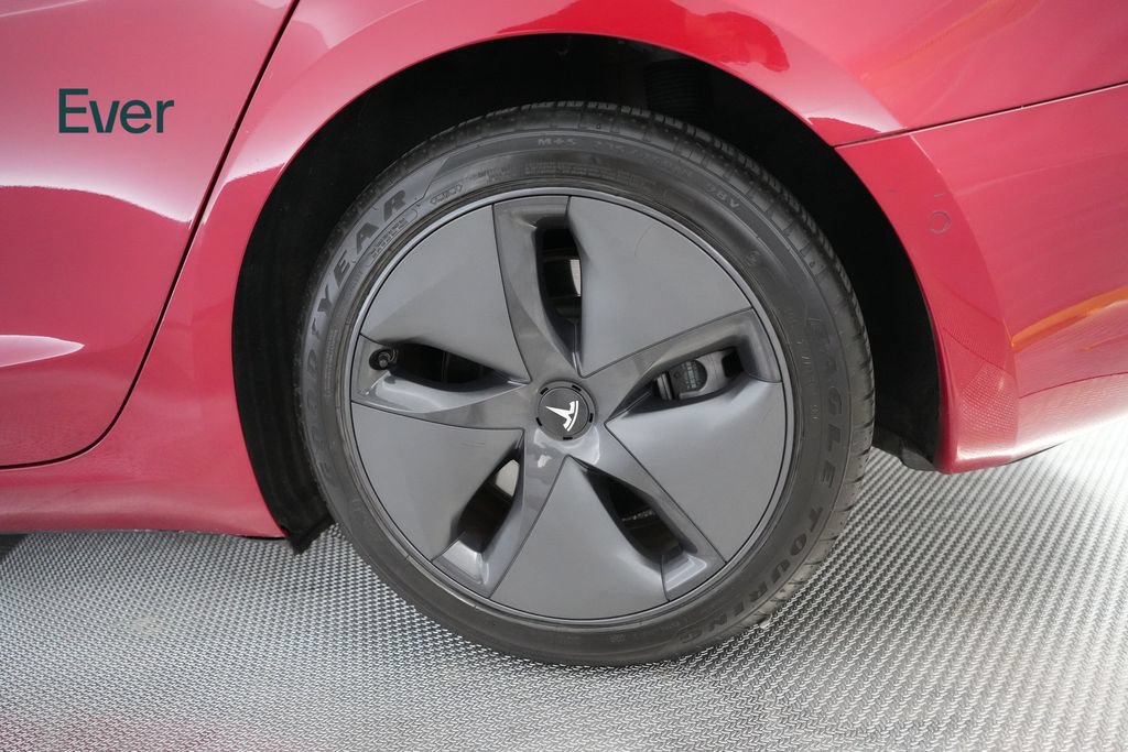 Used 2018 Tesla Model 3 Long Range RWD image 21