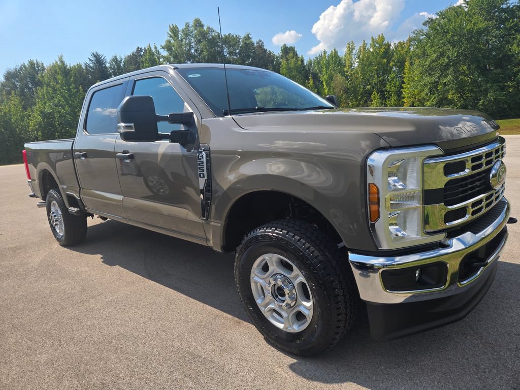 New 2027 Ford F250 XLT w/ Camper Package AWD/4WD image 2