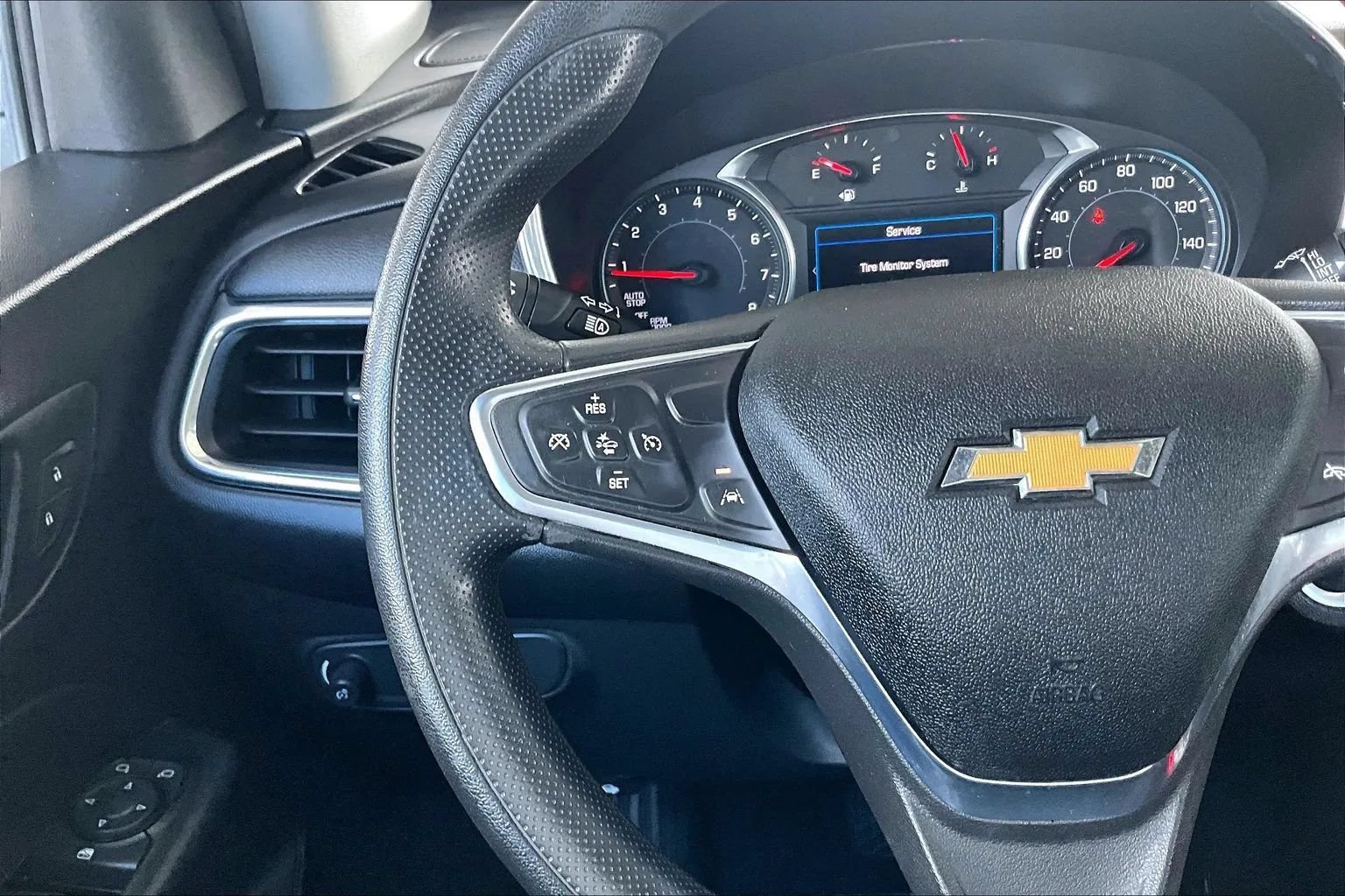 Used 2020 Chevrolet Equinox LT AWD/4WD image 10