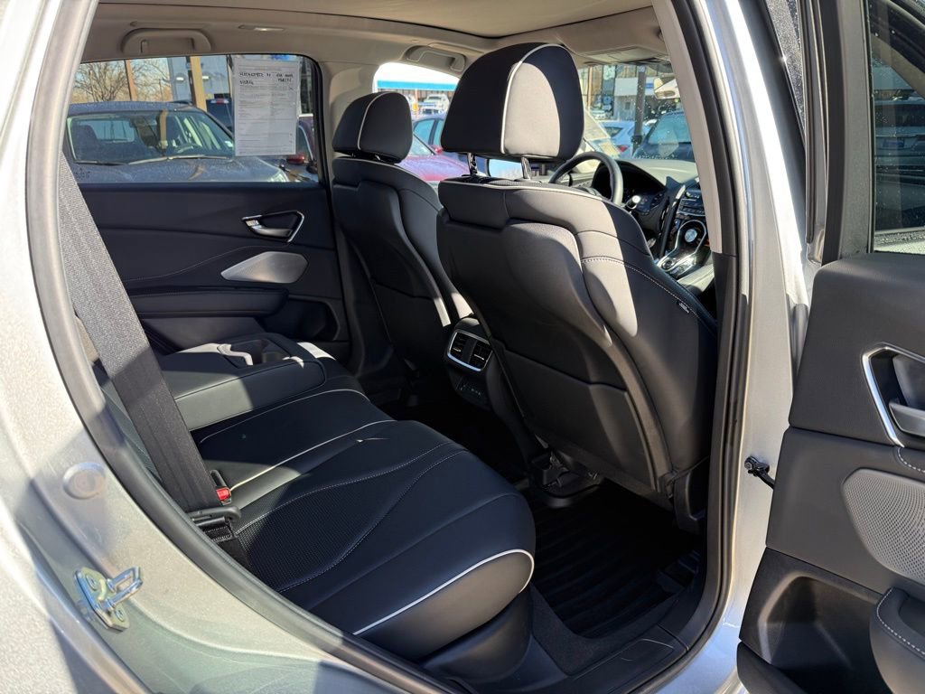 Certified 2025 Acura RDX SH-AWD w/ Advance Package image 21