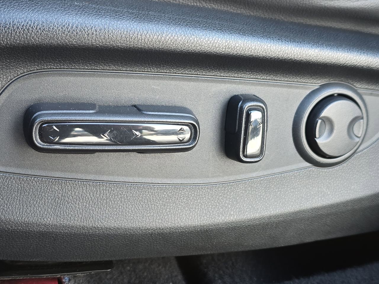 Used 2023 Honda CR-V Sport Touring image 15