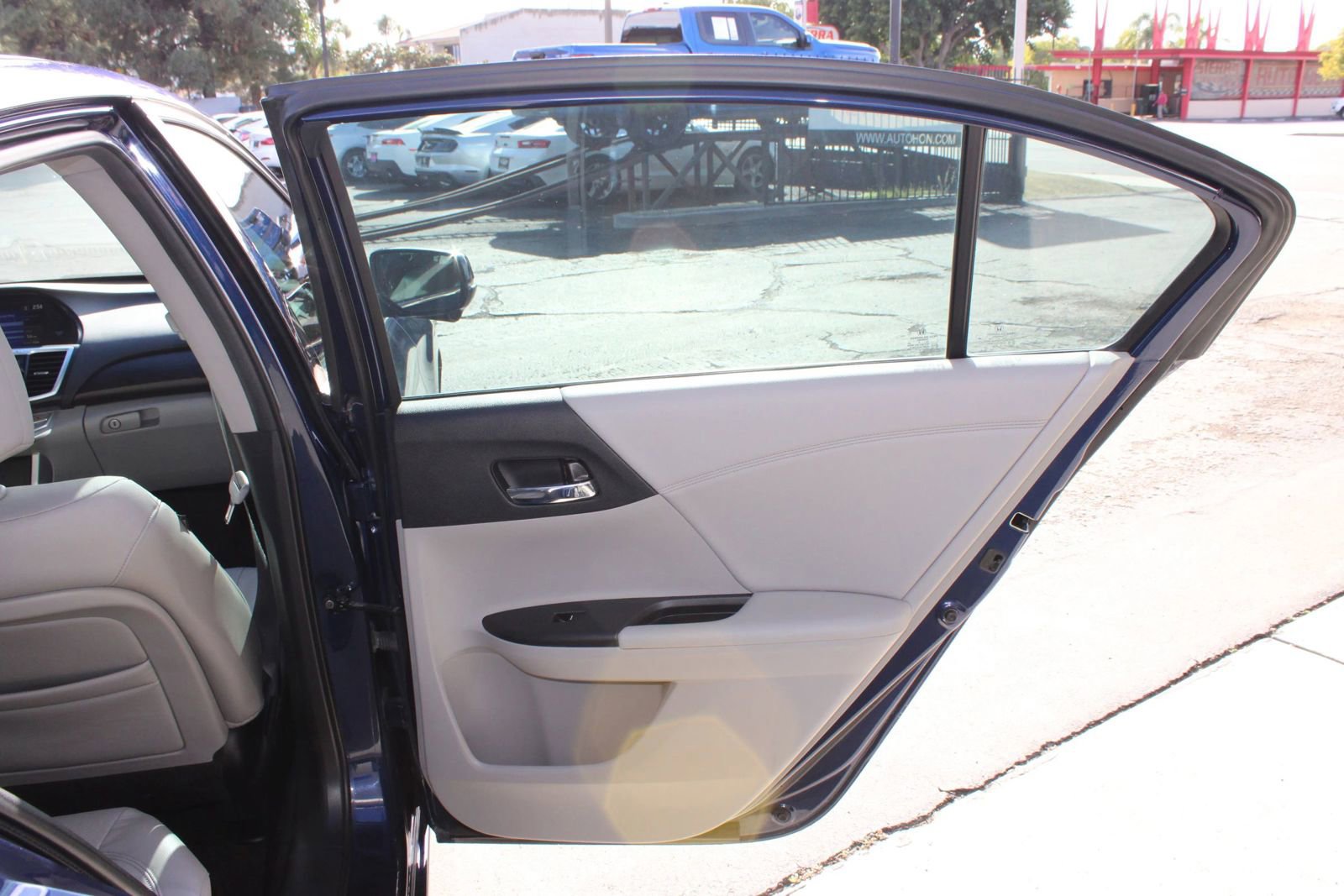 Used 2014 Honda Accord EX-L image 14