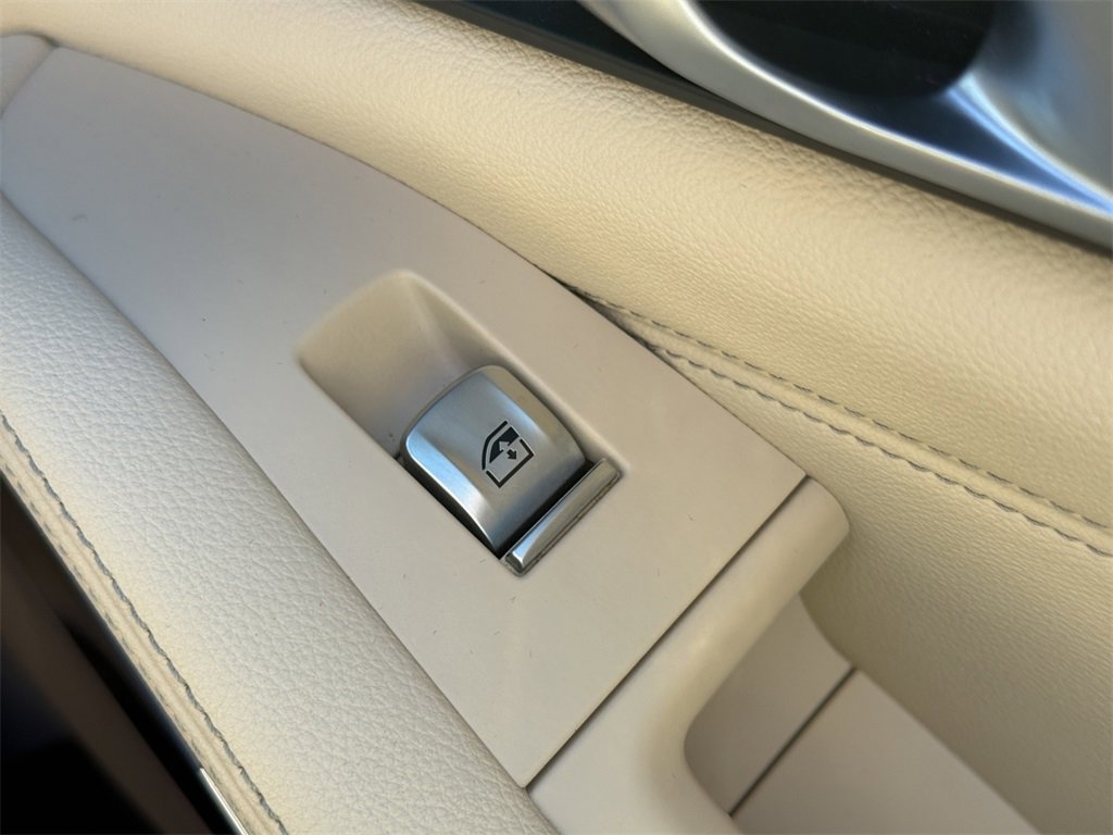 Used 2019 BMW X7 xDrive40i w/ Cold Weather Package image 20