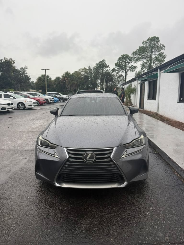 Used 2018 Lexus IS 300 w/ Premium Package RWD image 11