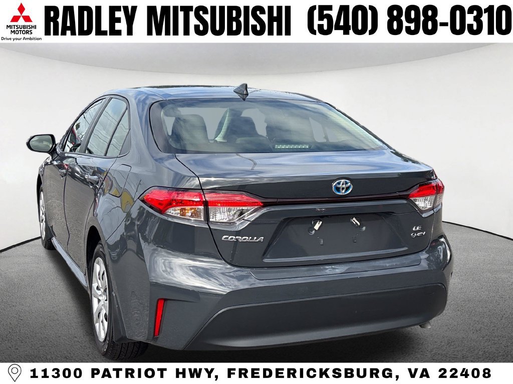Used 2025 Toyota Corolla LE FWD image 17